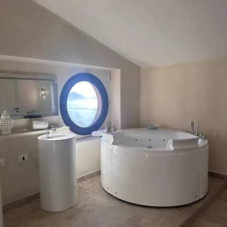 Il Melograno In Costa D'amalfi - Romantic Experience Casa de hóspedes 4*