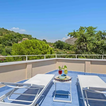 Il Melograno In Costa D'amalfi - Romantic Experience Vietri
